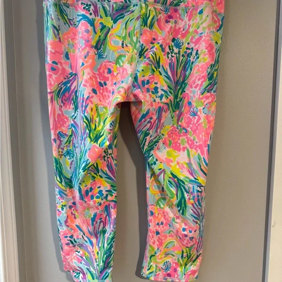 🌴 Lilly Pulitzer Luxletic Leggings, EUC, Size XL - Picture 2 of 4